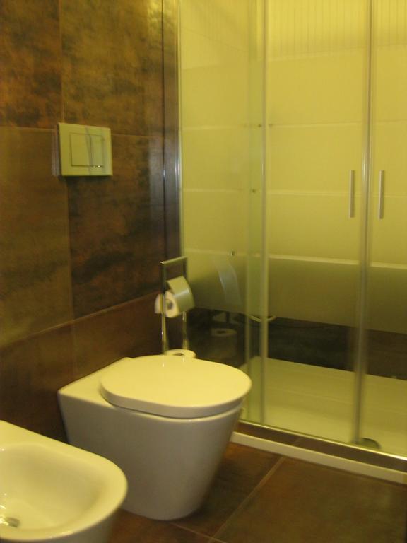 ססטו סן ג'ובני A14 Business Suite חדר תמונה