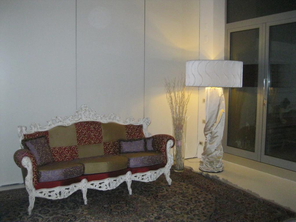 ססטו סן ג'ובני A14 Business Suite חדר תמונה