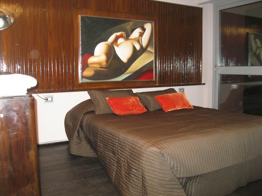 ססטו סן ג'ובני A14 Business Suite חדר תמונה